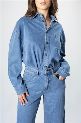 The Easy Denim Shirt / DXB0571