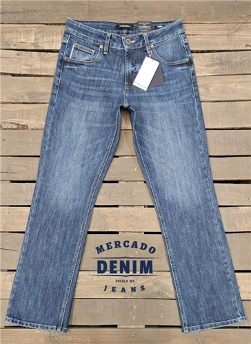 Backstage Straight Jean - Medium / 2614 636