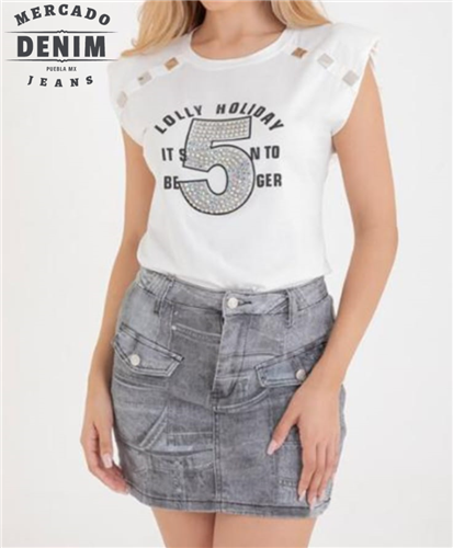 BY045 / White Lolly Holiday