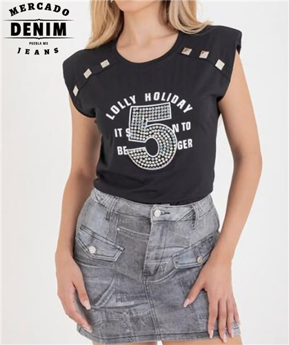 BY045 / Black Lolly Holiday